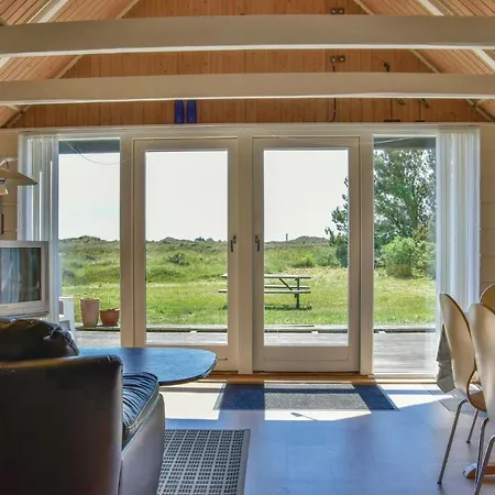 펜션 Two Bedroom Holiday In 링쾨빙